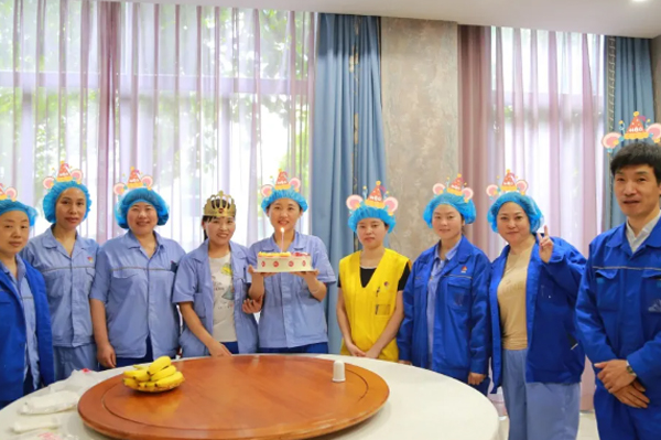 揚盛五月生日會，歡樂共聚時！